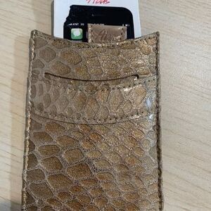 Abas Iridescent Gold Animal print Card/Phone Holder New 4.5" x 3" MSRP $52.00